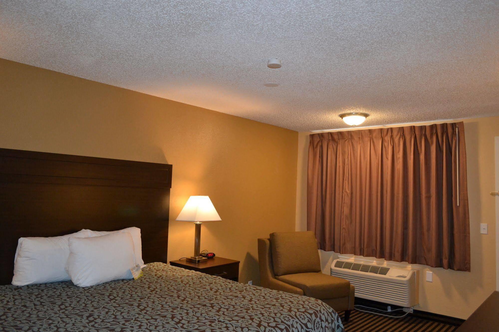 Days Inn สโปแคน ภายนอก รูปภาพ